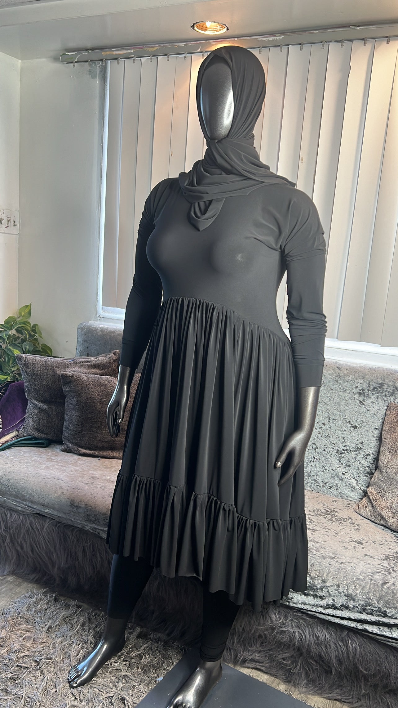 Black ExTendo Flutter Tunic