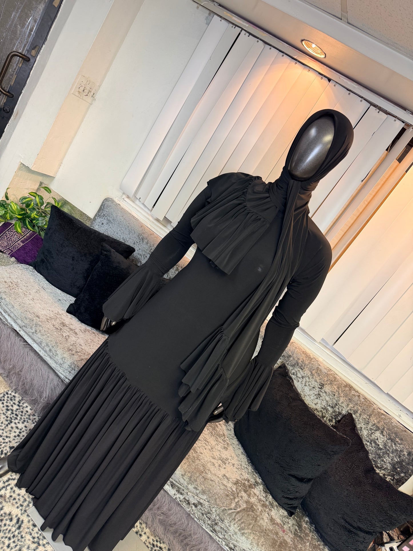 The “Rare Garment “ w/ Belle Kuffs