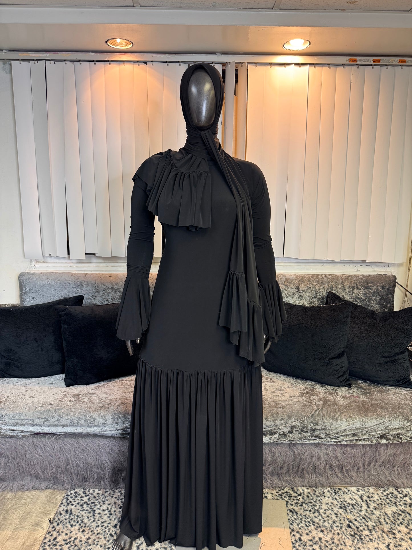 The “Rare Garment “ w/ Belle Kuffs