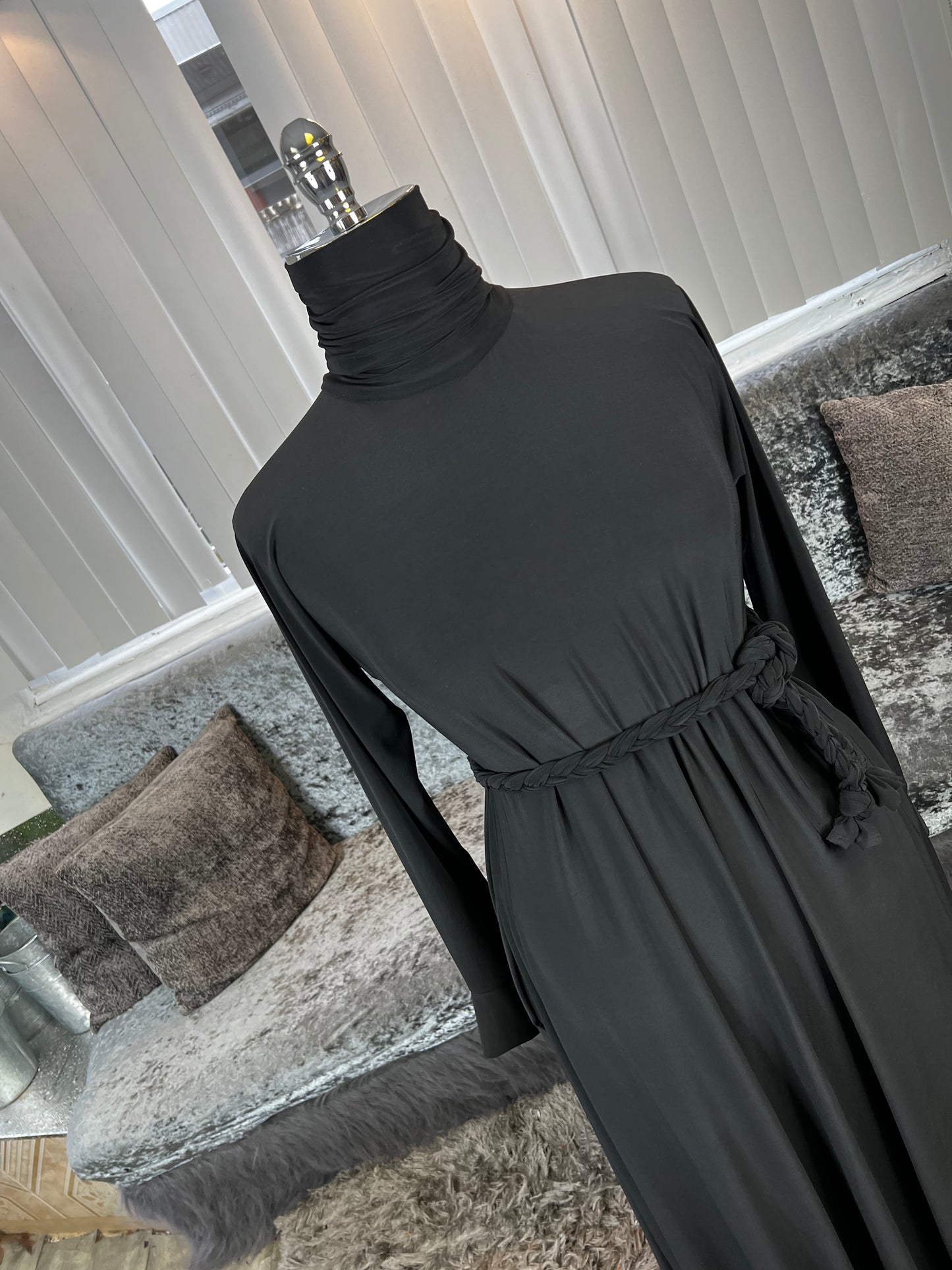 Black  HyghKollared A-line Overhead Khimar Kombo